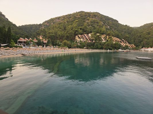 Hillside Beach Club by null