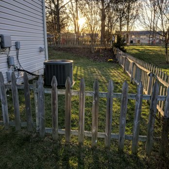 Fredericksburg Gutter and Lawn - Clean lawn - Gutter Services Near Me - Fredericksburg, Virginia Fredericksburg Gutter and Lawn - Clean lawn - Gutter Services Near Me - Fredericksburg, Virginia