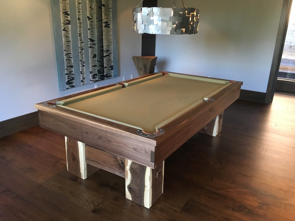 BROWN CHICKEN LOG WORK Updated September 2024 12785 Greenwood Dr, Truckee, California