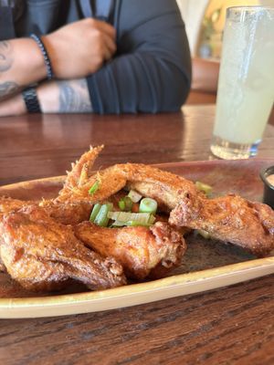 TAP IN Kitchen & Cocktails by null