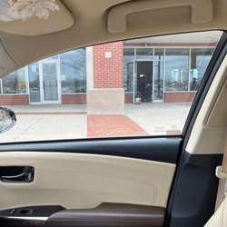 Ohio State School of Cosmetology - Do you guys service again when there are people standing around doing nothing with a client