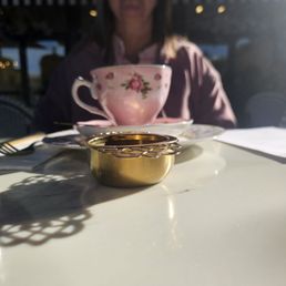 Strainer for loose leaf tea