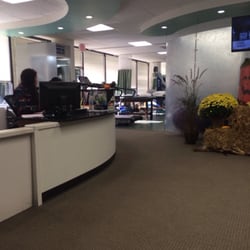 Physical Therapy and Hand Rehabilitation - Lobby