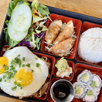 Roll Call - Sukiyaki Beef Bento Box - Sushi Bars Near Me - Los Angeles, California
