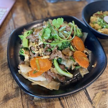 Fusion Corner - Pad See Ew - Asian Fusion Near Me - Stanton, California