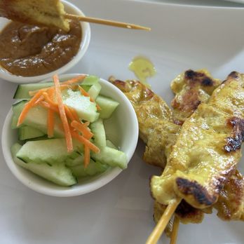 Ruk Sushi & Thai - Chicken Satay - Thai Near Me - Chicago, Illinois Ruk Sushi & Thai - Chicken Satay - Thai Near Me - Chicago, Illinois