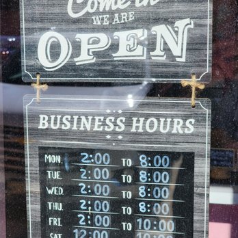 Scoops and Cookies - Ice Cream & Frozen Yogurt Near Me - Deerfield, Illinois