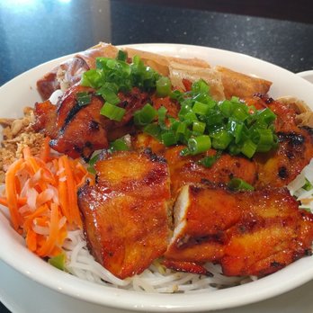 Pho Van - Bun with BBQ Chicken and Egg Rolls - Vietnamese Near Me - Santee, California Pho Van - Bun with BBQ Chicken and Egg Rolls - Vietnamese Near Me - Santee, California
