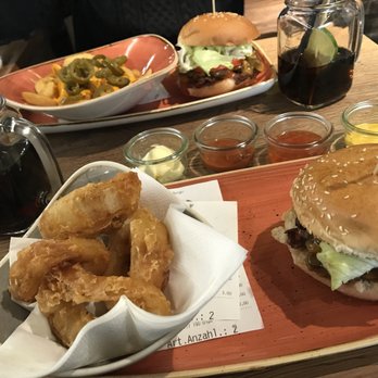 Le Burger - Burgers Near Me - Vienna, 9