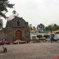 Capilla de San Cristobal - La Capilla de San Cristóbal es uno de los espacios religiosos más populares en Xochimilco.
