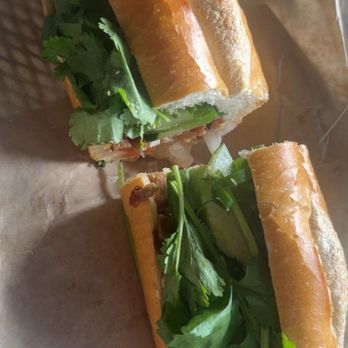 Le’s Banh Mi - Roasted Pork Sandwich - Cafes Near Me - Honolulu, Hawaii Le’s Banh Mi - Roasted Pork Sandwich - Cafes Near Me - Honolulu, Hawaii