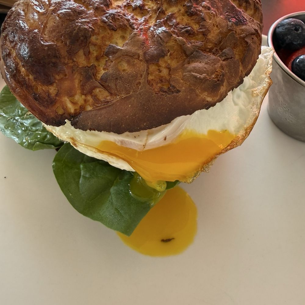 Breakfast sandwich