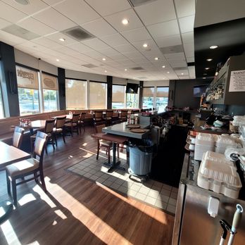 Mix Huevos - Dining area - Breakfast & Brunch Near Me - San Jose, California