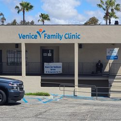 Venice Family Clinic - South Bay Family Health Care - Entrance to Clinic from the parking lot.