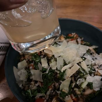 Shy Bird - Mocktail and warm salad - Cocktail Bars Near Me - Cambridge, Massachusetts