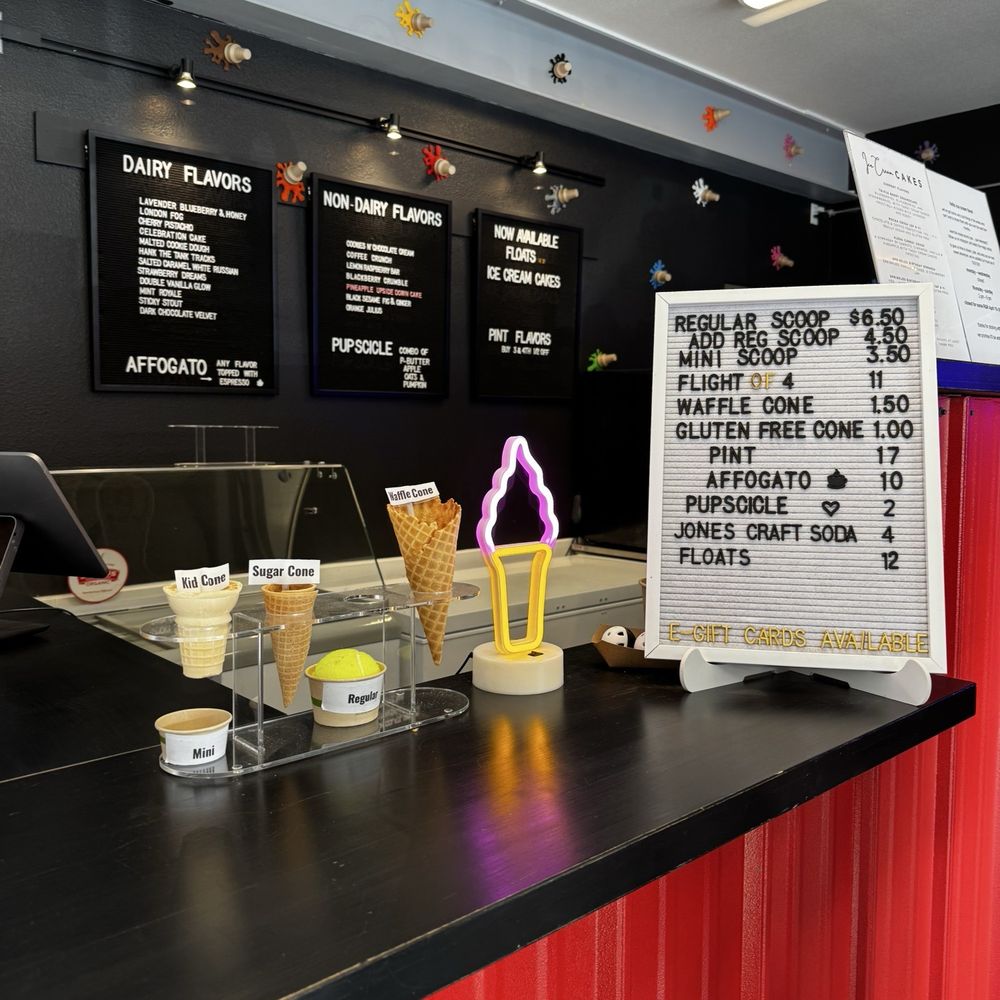 Castle Rock Creamery - Menu march 2026 - Desserts Near Me - Stateline, Nevada