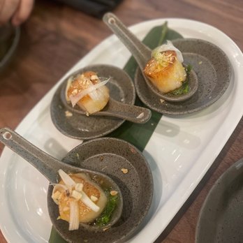 Hang - Scallops - Bars Near Me - Montreal, Quebec