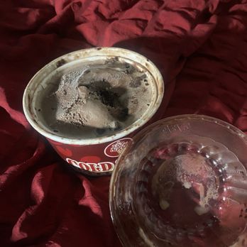 Cold Stone Creamery - Like It size in a Love It cup. - Ice Cream & Frozen Yogurt Near Me - La Mesa, California