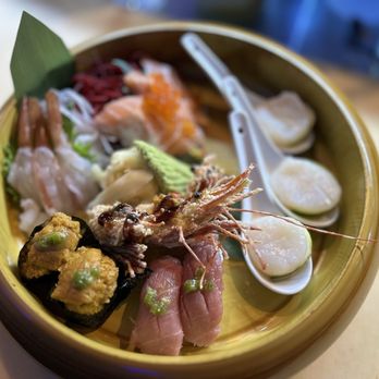 Kusshi - Sushi Bars Near Me - Arlington, Virginia Kusshi - Sushi Bars Near Me - Arlington, Virginia