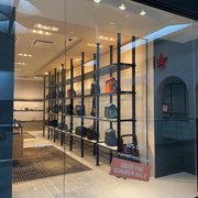 COACH　ディスプレイ Coach Become-An-Insider QR-Code Sign – Fixtures Close Up