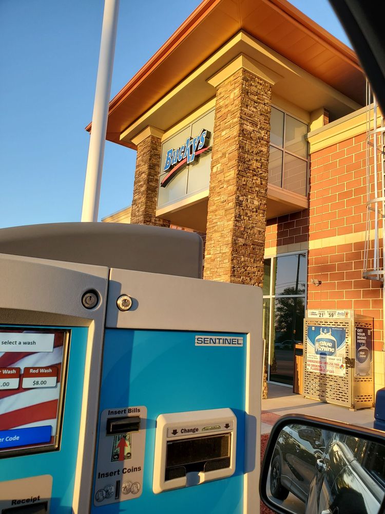 BUCKY’S 445 MOBIL GAS STATION Updated October 2024 21W415 E N Ave