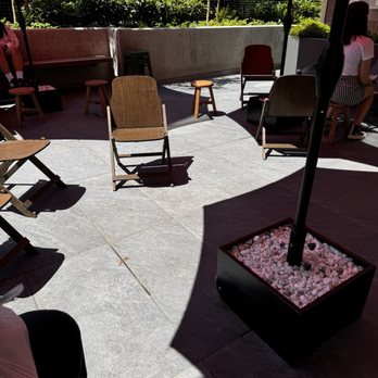 OMO Thai Tea - Seating area - Bubble Tea Near Me - Bellevue, Washington OMO Thai Tea - Seating area - Bubble Tea Near Me - Bellevue, Washington