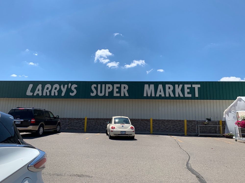 Larry's Super market Logo