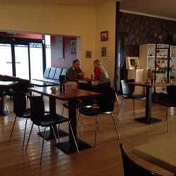 Artifakt Gallery and Cafe