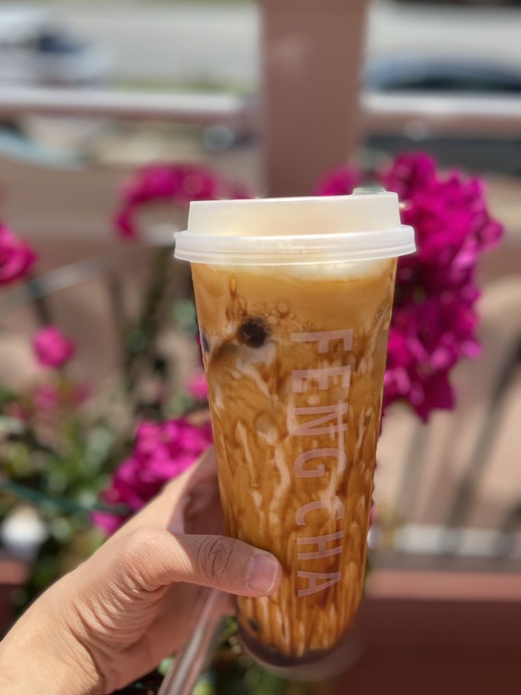 Social spots from Feng Cha