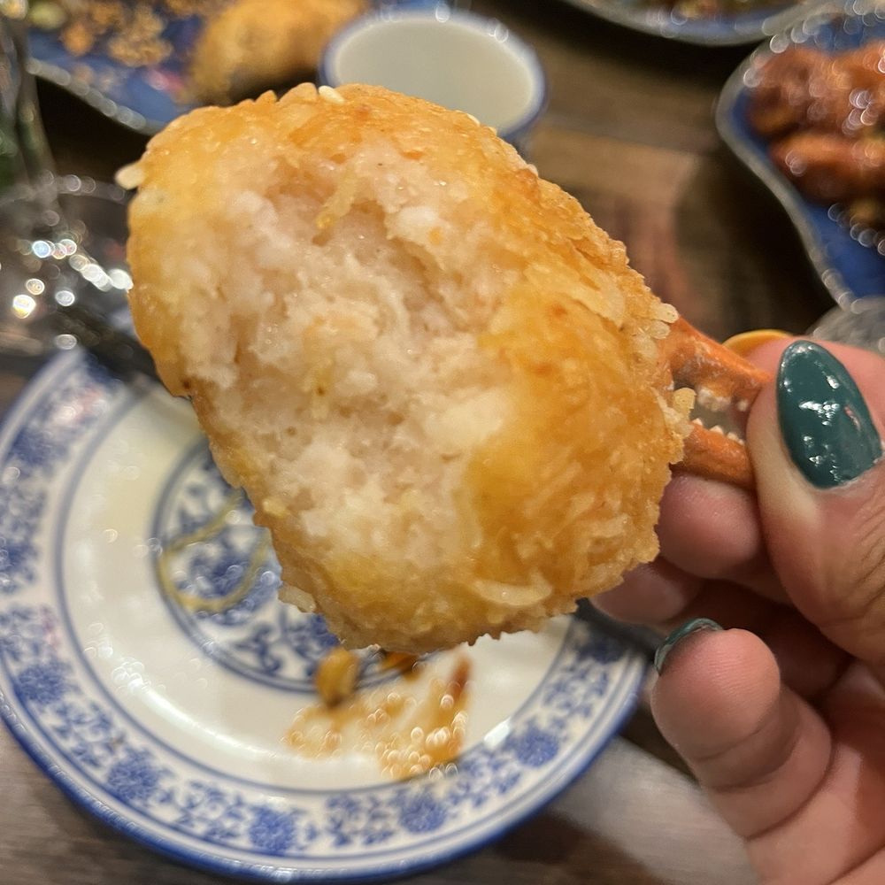 Han Spot - Bite from Stuffed Crab claw - Dim Sum Near Me - Gaithersburg, Maryland Han Spot - Bite from Stuffed Crab claw - Dim Sum Near Me - Gaithersburg, Maryland