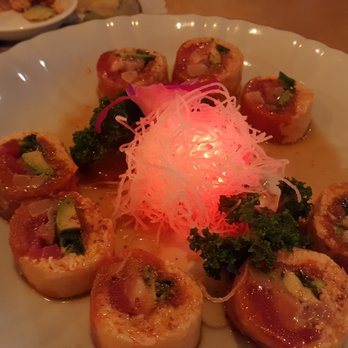 Sushi Bear - Spring Rolls (we already started eating them, by the time this was taken) - but they melted in your mouth! (another beautiful presentation) - Sushi Bars Near Me - Tustin, California
