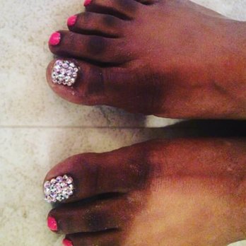 Serenity Nail Salon - Swarovski bling toes with gel polish - Nail Salons Near Me - Mansfield, Texas Serenity Nail Salon - Swarovski bling toes with gel polish - Nail Salons Near Me - Mansfield, Texas