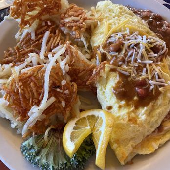 Westside Lilo's Cafe - Chili omelette with hash browns - Breakfast & Brunch Near Me - Seligman, Arizona