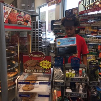 Crosby's - In my opinion, this completely defeats the purpose of wearing a hat for health code. - Pizza Near Me - Cheektowaga, New York