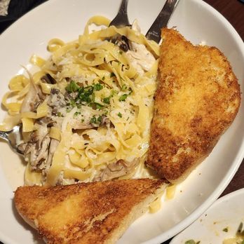 The Dutchie - Mushroom Pasta - Seafood Near Me - Morro Bay, California