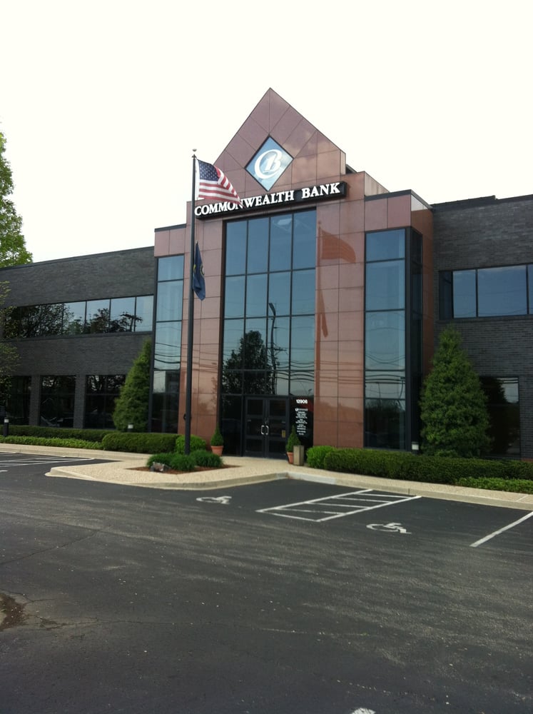 RE/MAX REAL ESTATE CENTER 12906 Shelbyville Rd, Louisville, Kentucky