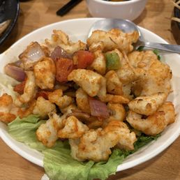 Fried squid w/ salt & pepper
