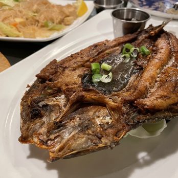CARiN de RiA - Buttermilk Fried Whole Milkfish (Bangus) - Filipino Near Me - Encinitas, California CARiN de RiA - Buttermilk Fried Whole Milkfish (Bangus) - Filipino Near Me - Encinitas, California