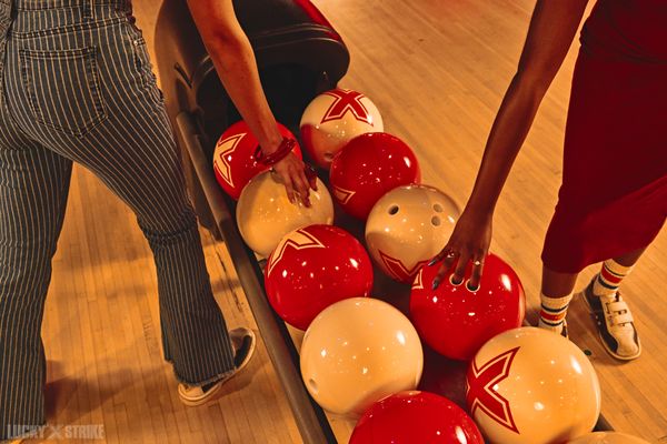 Lucky Strike Mar Vista by null