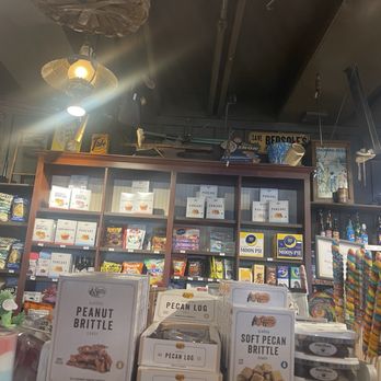 Cracker Barrel Old Country Store - Candies & Cookies - Southern Near Me - Clive, Iowa Cracker Barrel Old Country Store - Candies & Cookies - Southern Near Me - Clive, Iowa