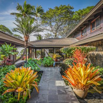 LUVA Real Estate - LUVA Vacation Rentals - Real Estate Services Near Me - Kailua-Kona, Hawaii LUVA Real Estate - LUVA Vacation Rentals - Real Estate Services Near Me - Kailua-Kona, Hawaii
