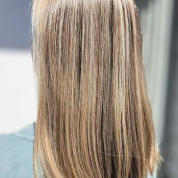 24 Carrot Salon - Blonde highlights - Hair Salons Near Me - Berkeley, California 24 Carrot Salon - Blonde highlights - Hair Salons Near Me - Berkeley, California