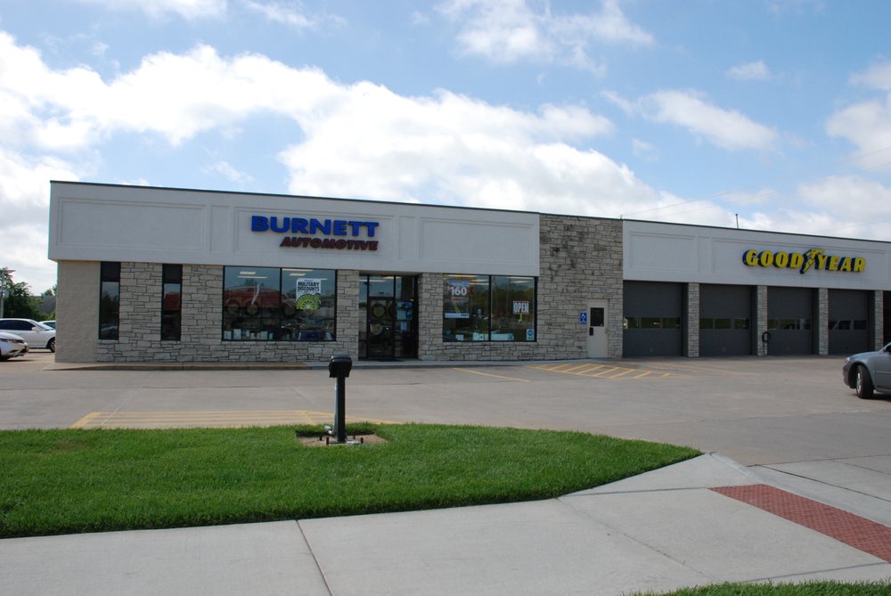 AUTOMOTIVE Updated July 2024 2905 Anderson, Manhattan