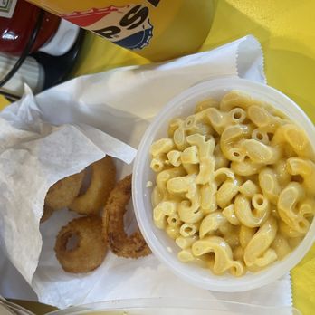 Pierce's Pitt Bar-B-Que - Onion Rings Macaroni and Cheese - Barbeque Near Me - Williamsburg, Virginia Pierce's Pitt Bar-B-Que - Onion Rings Macaroni and Cheese - Barbeque Near Me - Williamsburg, Virginia