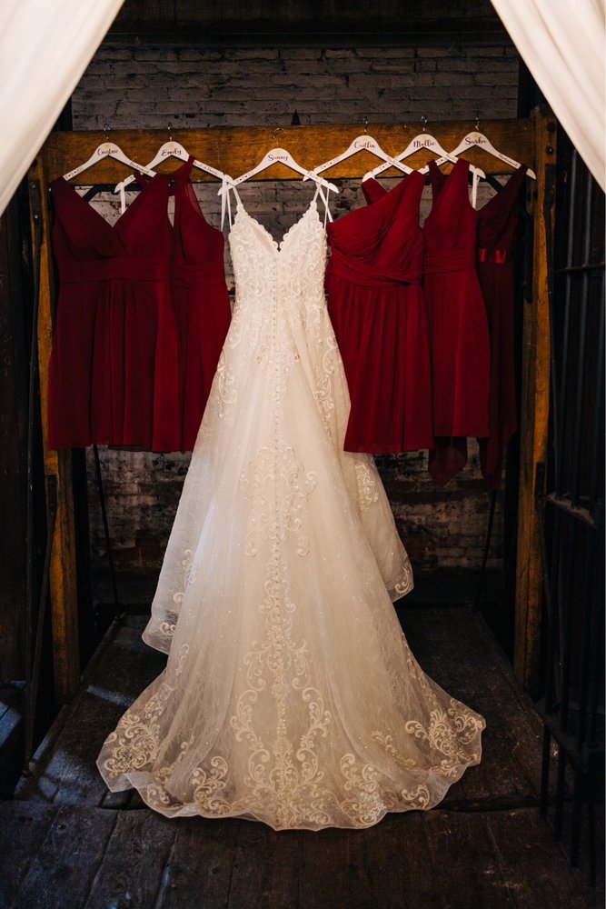 YOUNGS BRIDAL ALTERATIONS Updated September 2024 14 Photos & 31