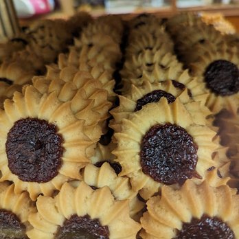Cukiernia Pod Arkadami - Desserts Near Me - Krakow, Massachusetts