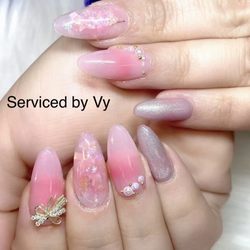 Elegant Nail Spa - Hilltop