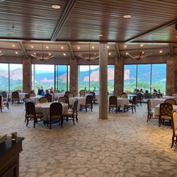 Garden of the Gods Resort and Club - One of the restaurants