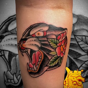Golden Heart Tattoo Temple - Done by Elias Mora - Tattoo Near Me - Austin, Texas Golden Heart Tattoo Temple - Done by Elias Mora - Tattoo Near Me - Austin, Texas