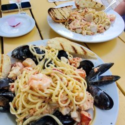Main Street Restaurant & Bakery - Seafood Linguine